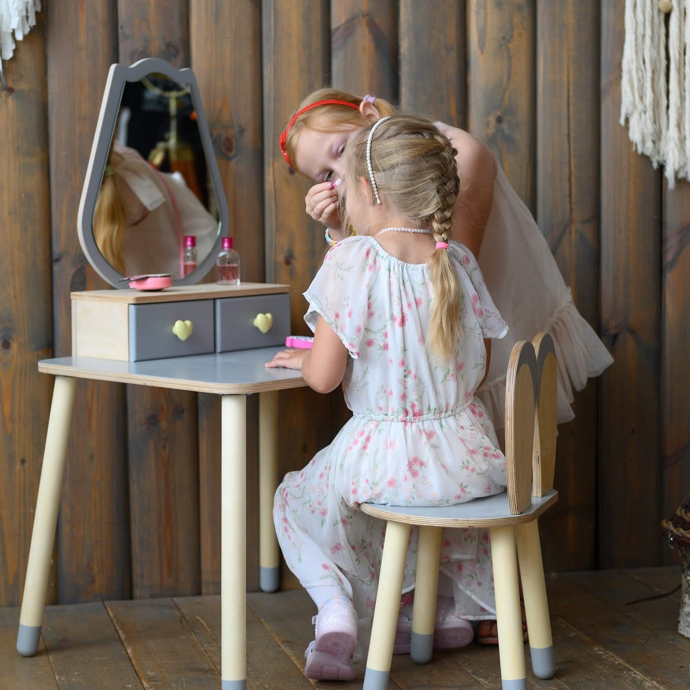 Princess Beauty Table and Chair with Mirror - Crown