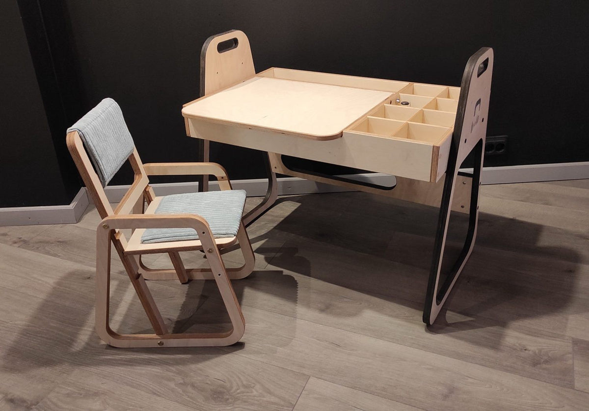 Adjustable Children Montessori Table and Chair Set Julle - Mint Green