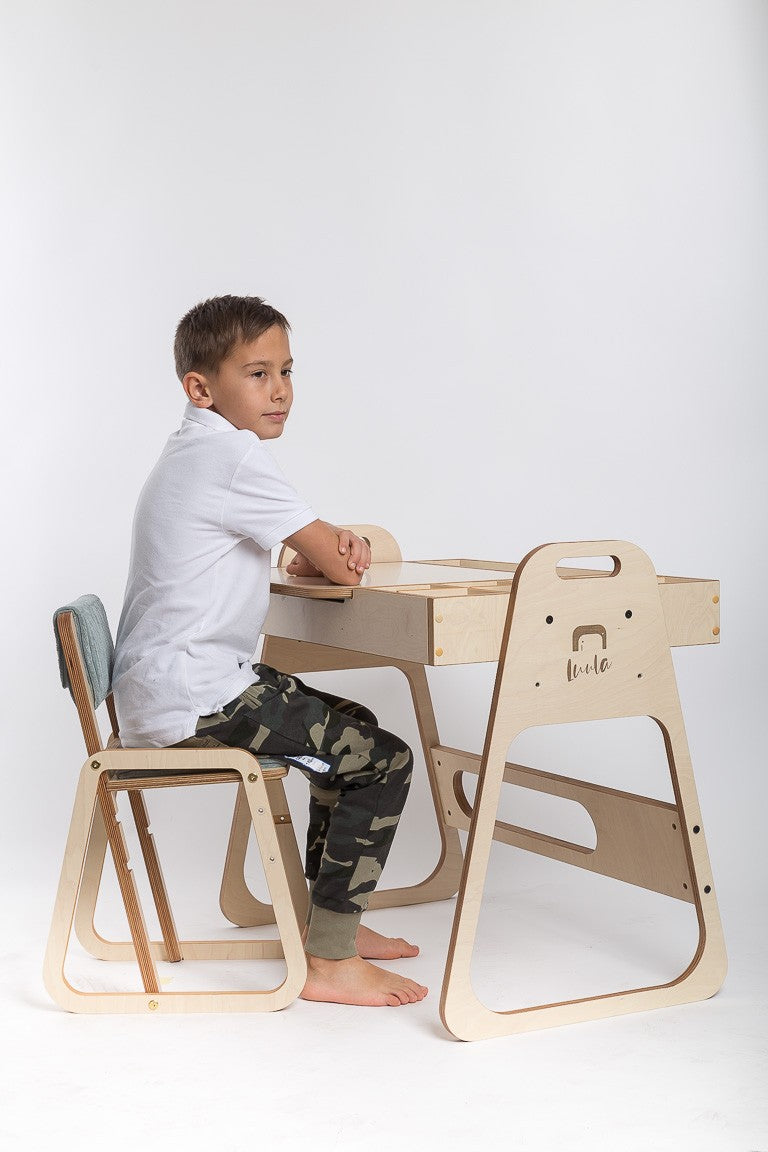 Multisensory Art Table/Desk Julle
