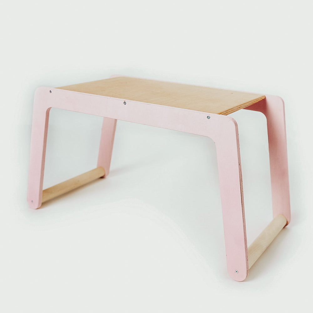 Kids Tables & Chairs